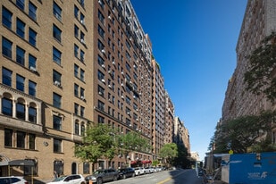The Barrington in New York, NY - Building Photo