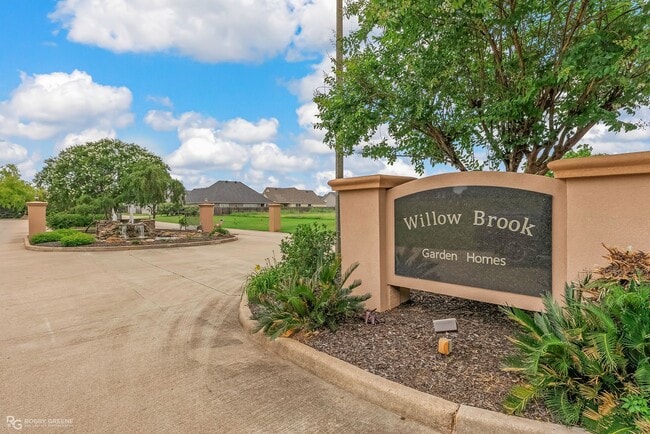 212 Perfect Pl in Bossier City, LA - Building Photo - Building Photo