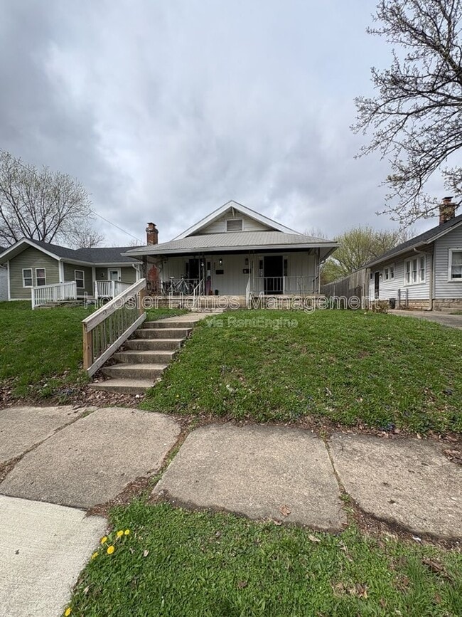 property at 802 N Denny St