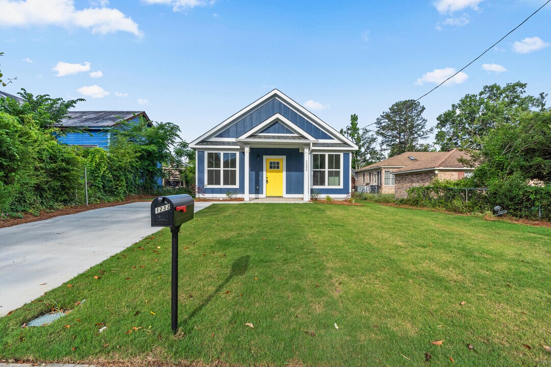 1232 Swanee Quintet Blvd in Augusta, GA - Building Photo