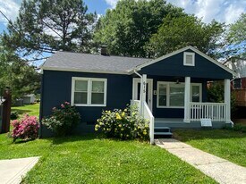 615 Washington St in Cramerton, NC - Building Photo