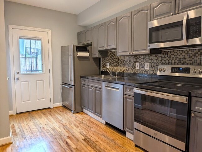 1514 Constitution Ave NE in Washington, DC - Building Photo - Building Photo