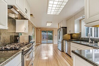 1080 Remsen Ct in Sunnyvale, CA - Building Photo - Building Photo