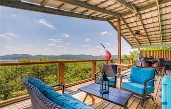 420 Lake Forest in Canyon Lake, TX - Building Photo - Building Photo