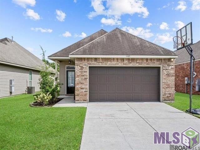 property at 11402 Ashwood Ct