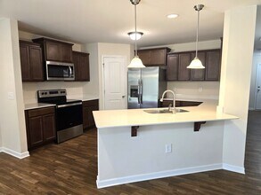 3859 Copperfield Ct in Jamestown, NC - Building Photo - Building Photo