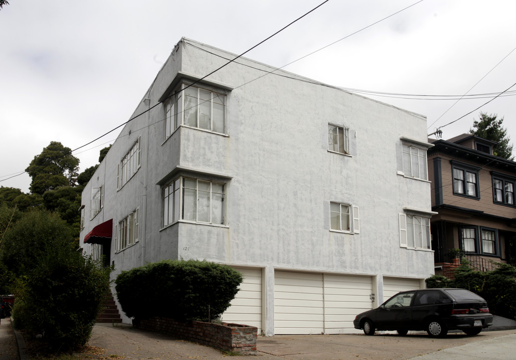 127 Athol Ave in Oakland, CA - Foto de edificio