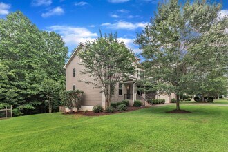 8313 Henderson Rd in Apex, NC - Building Photo - Building Photo