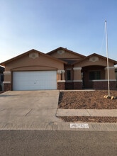 14345 Apache Point Dr in El Paso, TX - Building Photo - Building Photo