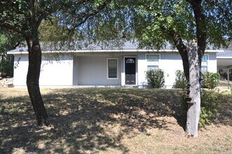 1702 Anaconda Trail in Granbury, TX - Building Photo - Building Photo