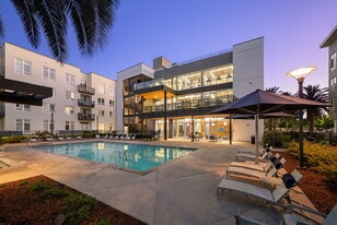 ViO in San Jose, CA - Building Photo