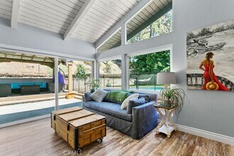 24585 Overlake in Lake Forest, CA - Building Photo - Building Photo