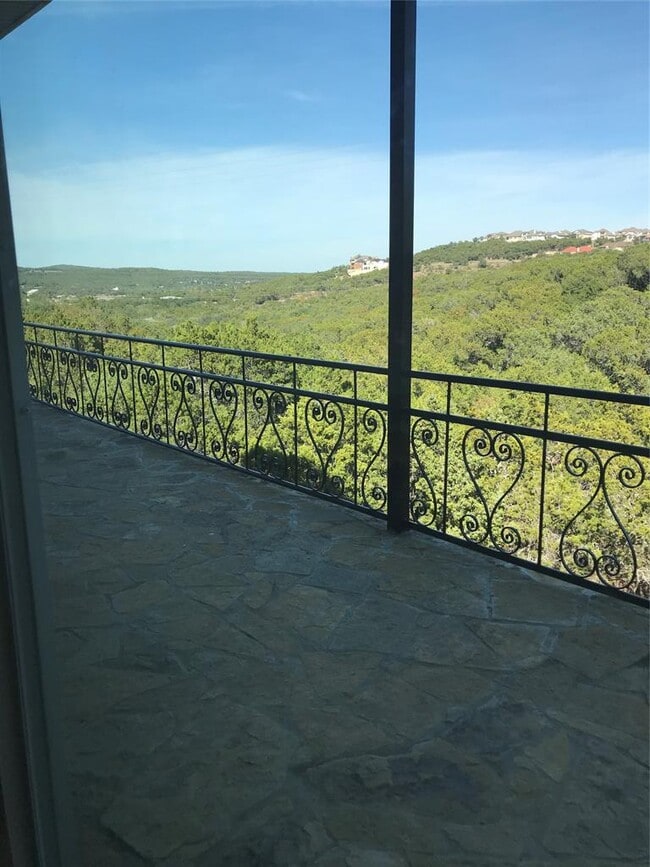 19600 Bee Creek Tavern Rd in Spicewood, TX - Building Photo - Building Photo