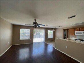 5313 Hutchinson Dr in Austin, TX - Building Photo - Building Photo