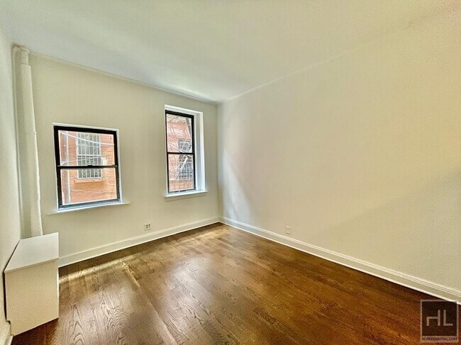 FIRST AVENUE in New York, NY - Building Photo - Building Photo