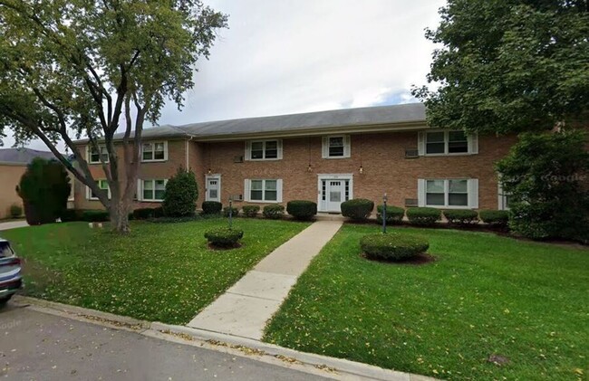 property at 162 Walton St