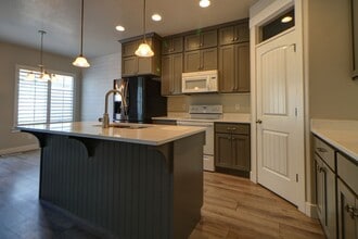 14447 S Quiet Shade Dr in Herriman, UT - Building Photo - Building Photo