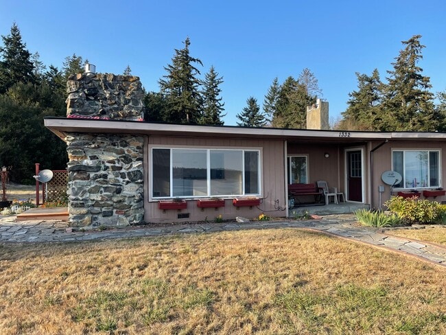 property at 1332 Penn Cove Rd