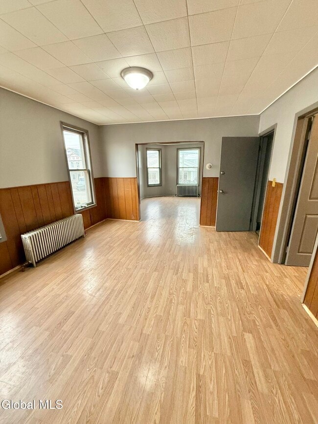 1738 Van Vranken Ave. in Schenectady, NY - Building Photo - Building Photo