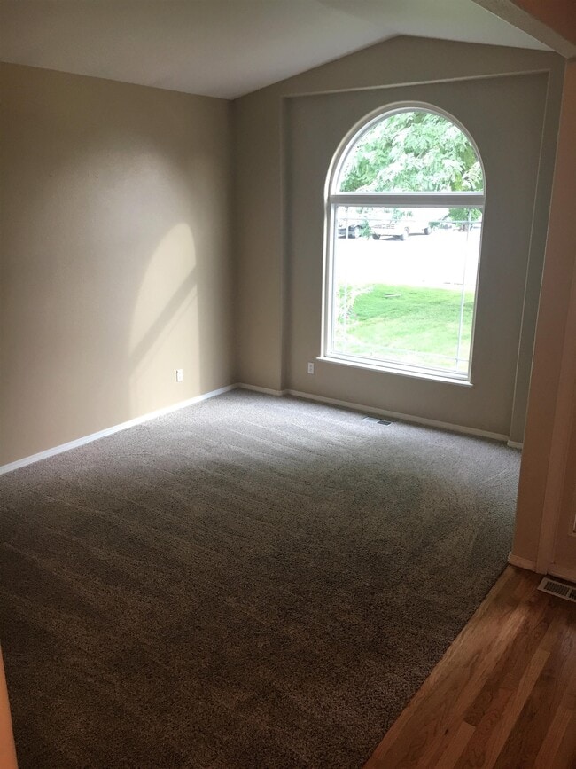 2144 N Fastwater Ave in Boise, ID - Building Photo - Building Photo