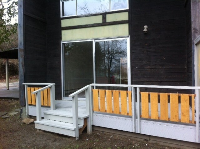 231 S Lafayette Ave in Bremerton, WA - Building Photo