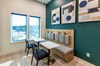 The Brae in Denton, TX - Building Photo - Building Photo