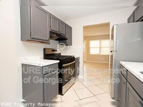 7208 Crestside Dr in Austell, GA - Building Photo - Building Photo