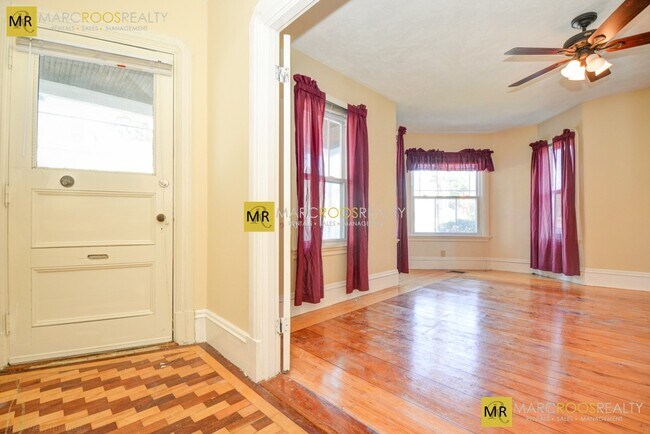 46 South St, Unit 46 in Waltham, MA - Building Photo - Building Photo