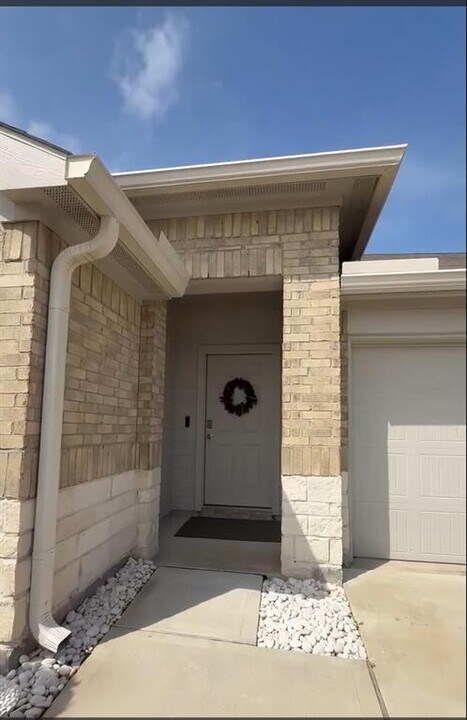 2331 Gold Forsythia Ln in Spring, TX - Building Photo