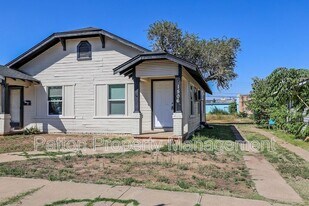 1506 SW 11th Ave in Amarillo, TX - Building Photo