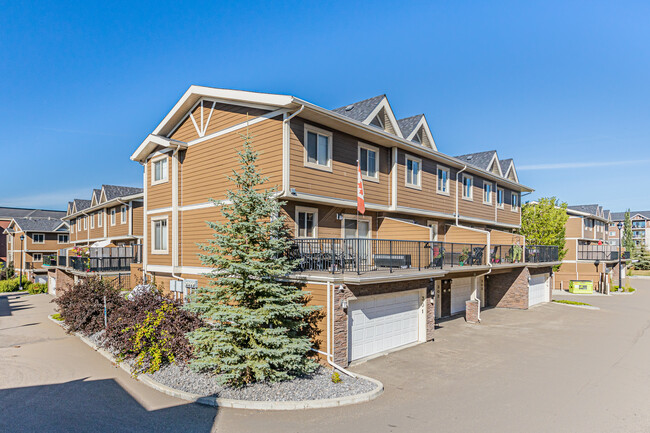 Palisades Estates in Sherwood Park, AB - Building Photo - Building Photo