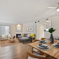 The Canfield in Los Angeles, CA - Building Photo