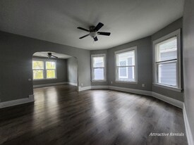 1316 Otto Blvd in Chicago Heights, IL - Building Photo