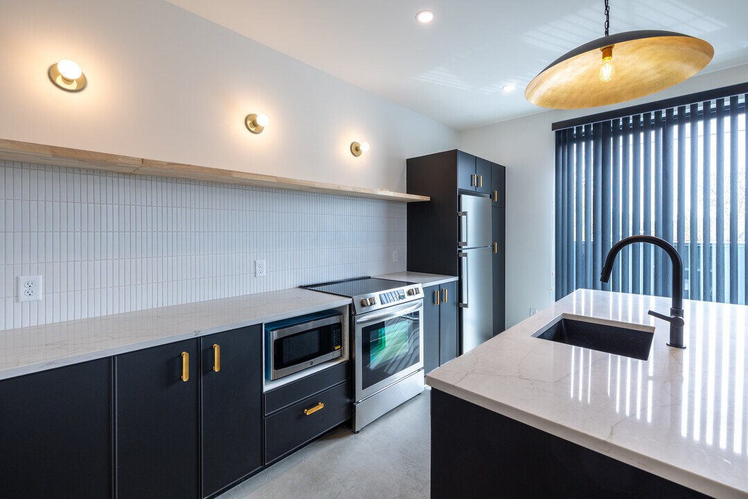 434 Santa Fe Drive in Denver, CO - Building Photo