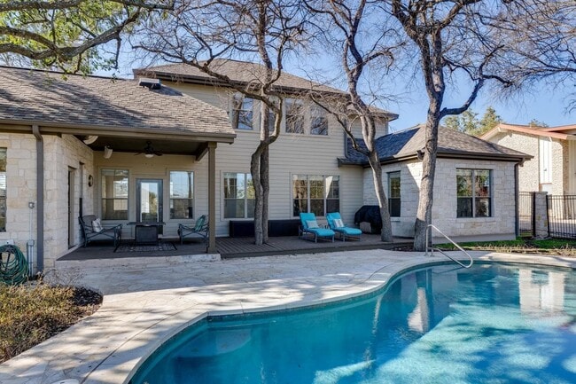 property at 132 Lakeway Dr