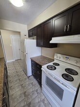 87 Westwood Dr in Kitchener, ON - Building Photo - Building Photo