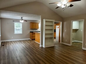 111 Iverson Ln in New Bern, NC - Building Photo - Building Photo