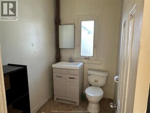 414 Crawford Ave in Windsor, ON - Building Photo - Building Photo