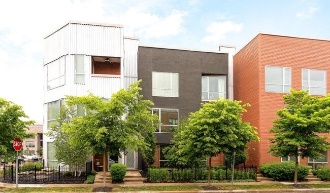 property at 793 N 6th St