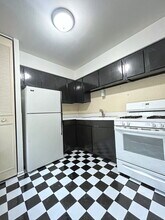 742 W Buena Ave, Unit 406 in Chicago, IL - Building Photo - Building Photo