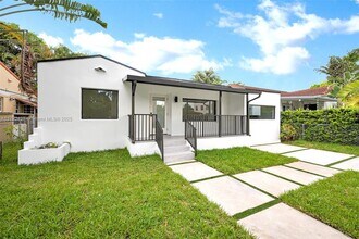 1854 SW 17th St in Miami, FL - Building Photo - Building Photo