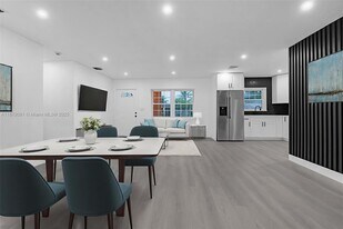 2101 NW 189th Terrace in Miami Gardens, FL - Building Photo