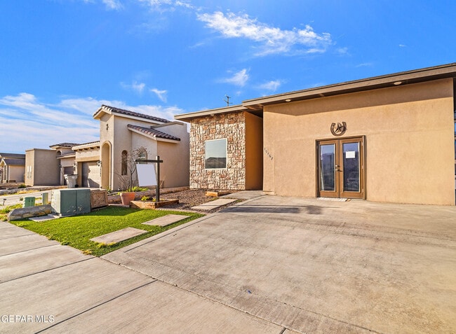 14267 Richard Wiles in El Paso, TX - Building Photo - Building Photo