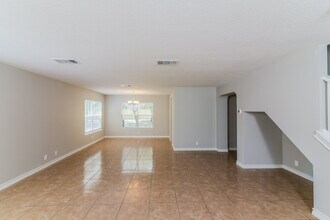 7023 Western Skies in San Antonio, TX - Building Photo - Building Photo
