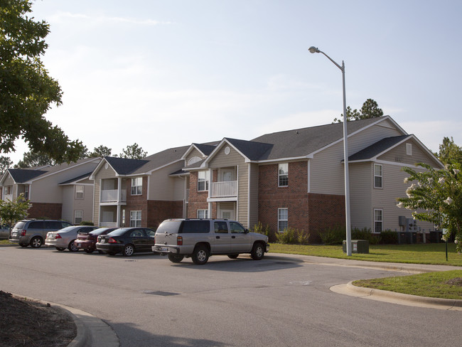 Legion Crossings in Hope Mills, NC - Foto de edificio - Building Photo