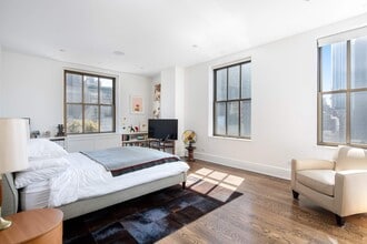 130 W 30th St in New York, NY - Building Photo - Building Photo