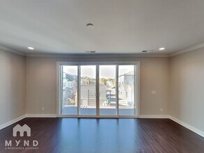 2547 Statesville Ave in Charlotte, NC - Foto de edificio - Building Photo