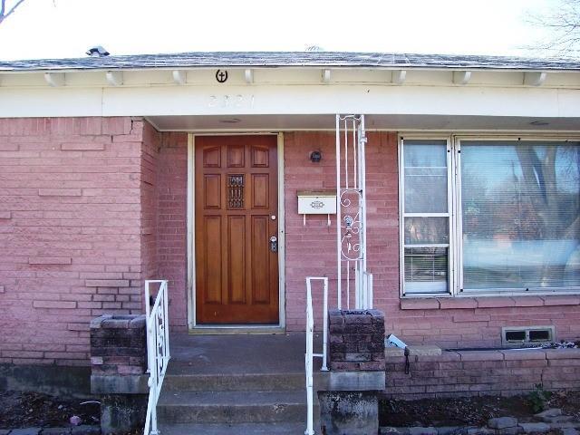 property at 2321 Piedmont St