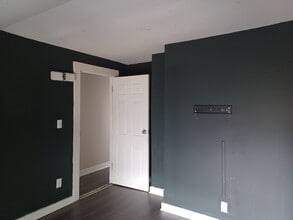 39 Grove St in Plainfield, CT - Building Photo - Building Photo