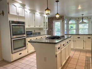 11411 Cottontail Way in Penn Valley, CA - Foto de edificio - Building Photo